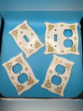 Vintage Daisy Floral Light Switch & Outlet Plug Covers
